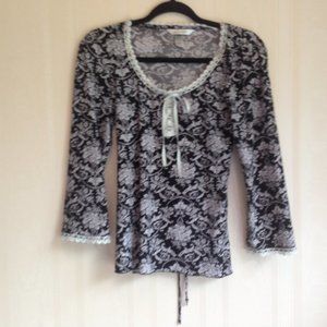 Beautiful Black and White Top